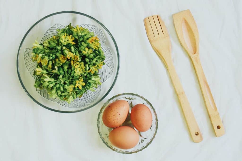 pour la préparation d'une omelette
